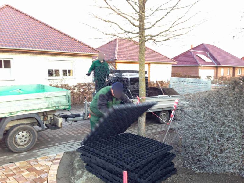 Bodengitter BG50 zur Herstellung eines zusätzlichen begrünten PKW Stellplatz