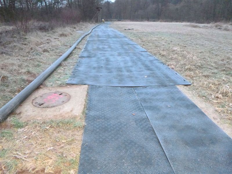 Mobile Baustraße mit s:tek 48 und e:tek PRO für den Einsatz bei einer Brunnensanierung