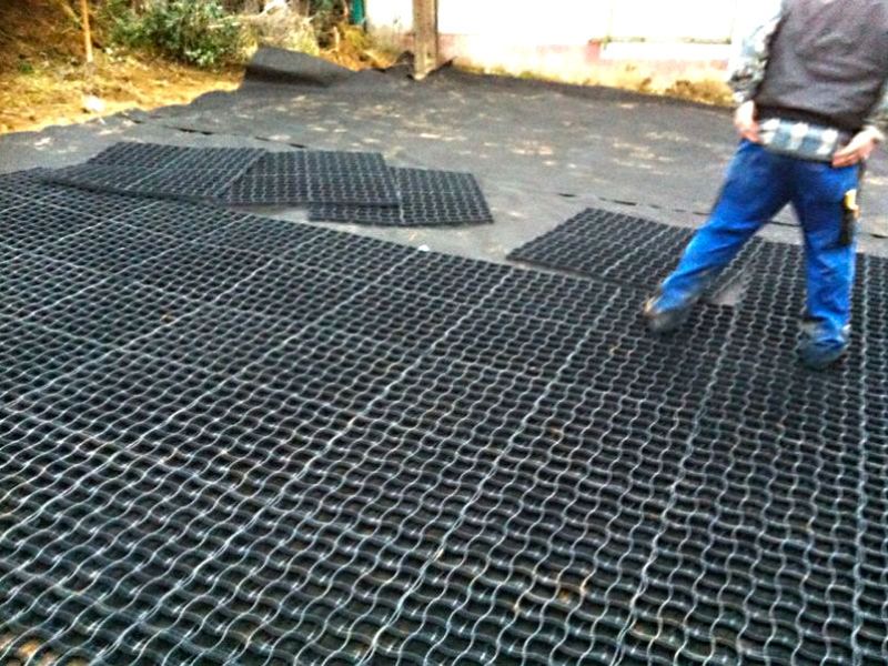 Stabilisierung eines Paddocks mit Hilfe des Bodengitters BG30