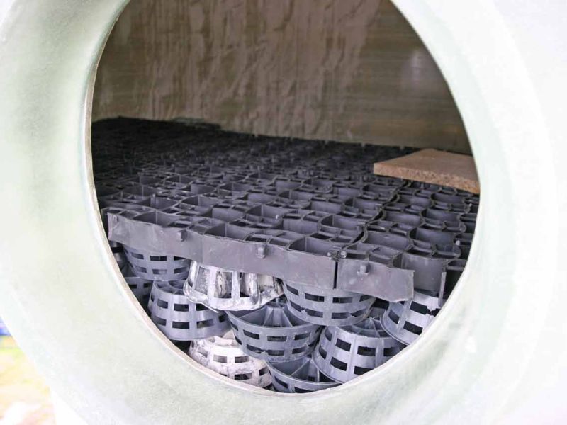 Verwendung des Bodengitter BG50 im Entschwefler einer Biogasanlage mit Rindergülle