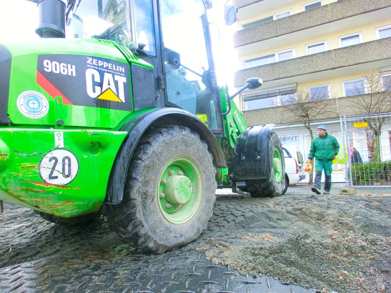 Bodenschutzplatten zum Schutz des Pflasters - Neubau in Bad Vilbel