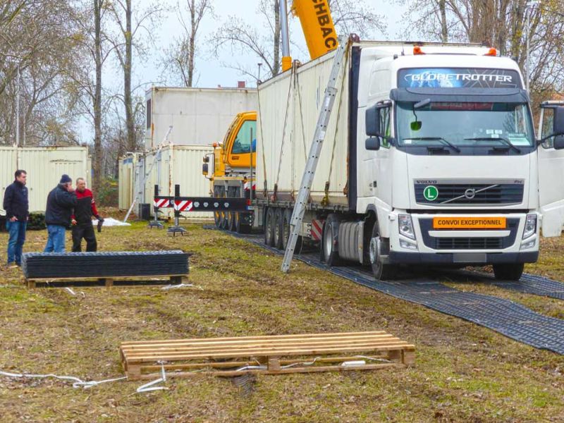 Vermietung mobile Fahrstraße für weiche Böden & Wiesen