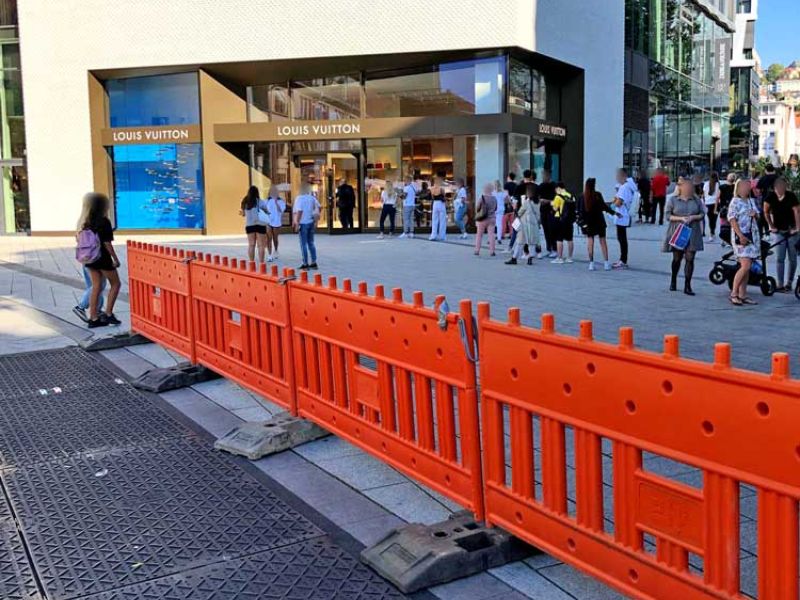 xtek Fahrplatten als Pflasterschutzmatte während der Umgestaltung und Sanierung des Markplatz in Stuttgart