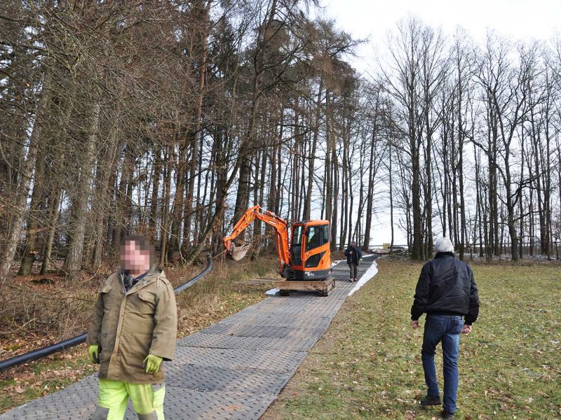 s tek 48 Bodenschutzplatte Telekom Baustelle Esselbach 71 referenz