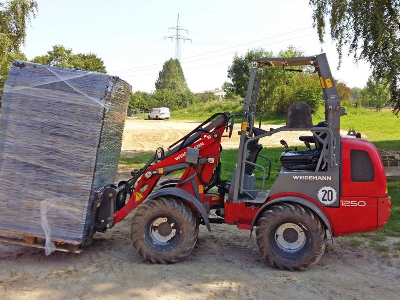 Bodengitter BG50 zur trittfesten Bodenstabilisierung im Reitplatzbau