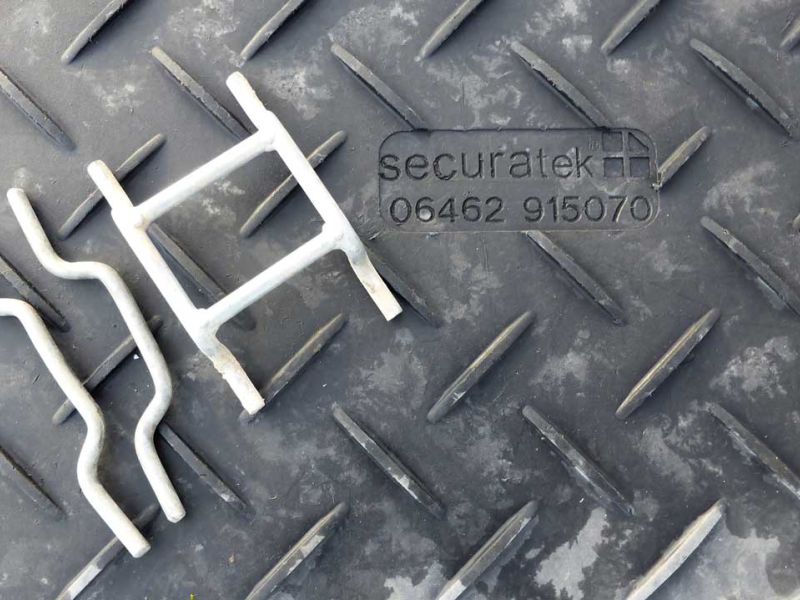 Baustraße zur Teichentschlammung im Golfplatzbau bzw. Golfplatzpflege