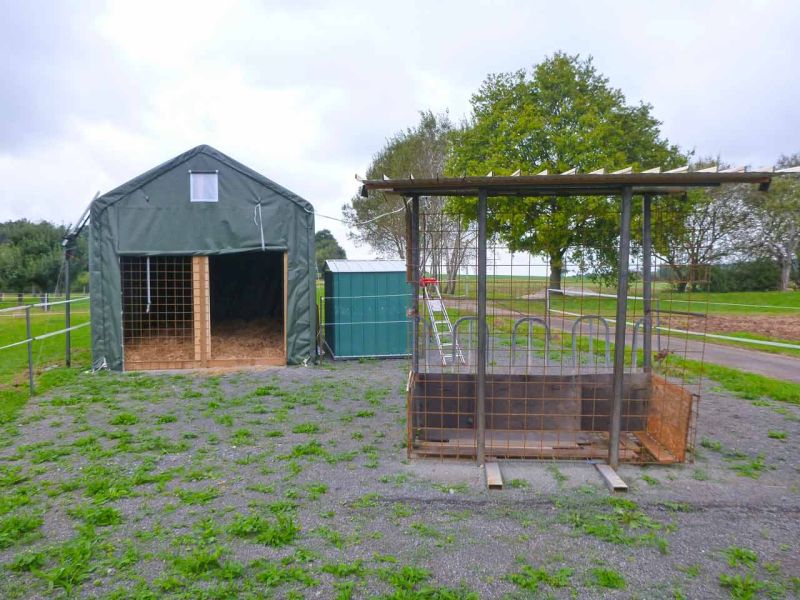 Bodenbefestigung Paddock Kunststoff Paddock Futterplatz 011 referenz