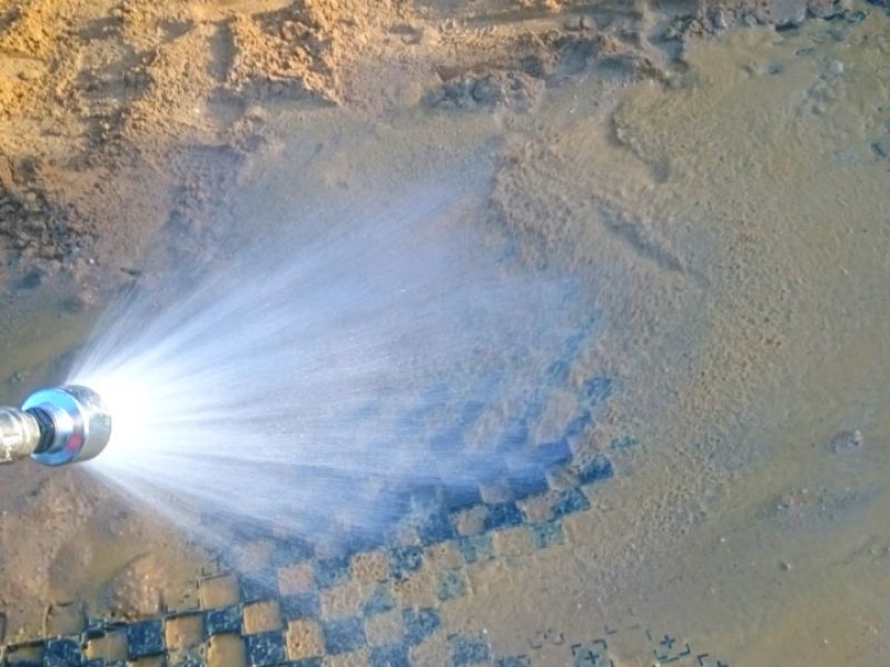 Offenstall und Boden befestigen mit Paddockplatte PP60