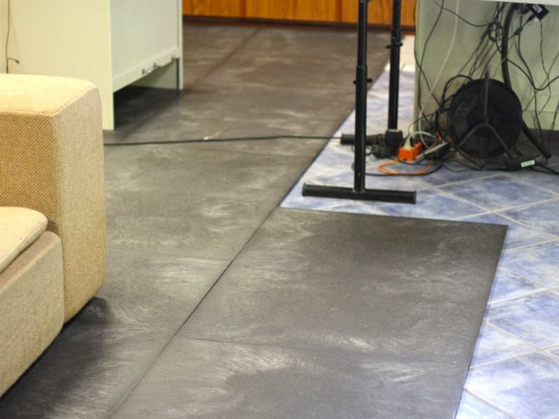 Dekorative Neugestaltung eines Bürobodens mit den Bodenmatten BM11