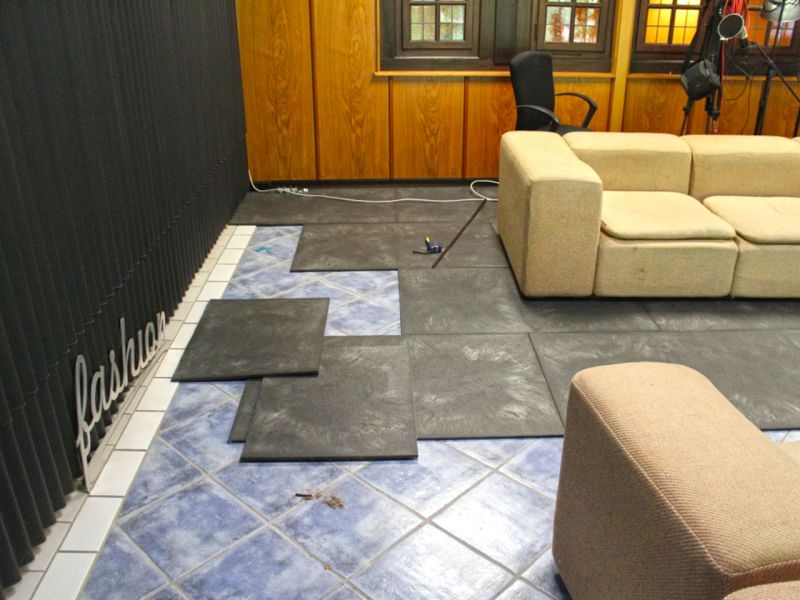 Dekorative Neugestaltung eines Bürobodens mit den Bodenmatten BM11