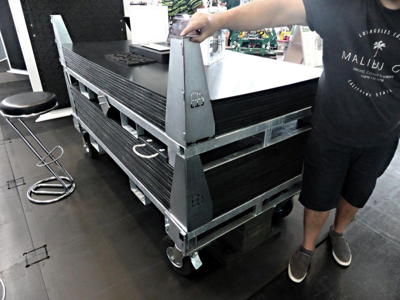 Klappbare Sicherungswinkel für Transportgestelle von Fahrplatten und Bodenschutzplatten Sets