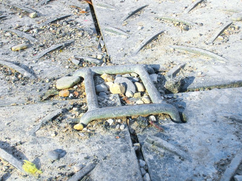 Arbeitsplattform aus Bodenschutzplatten zur Restauration einer Villa in Pullach