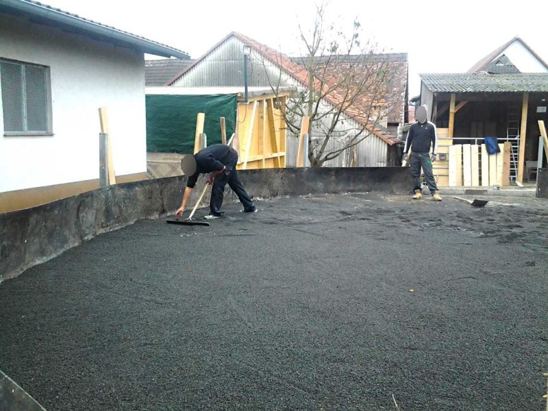Bodengitter BG50 zur trittfesten Bodenbefestigung eines Roundpen / Führanlage