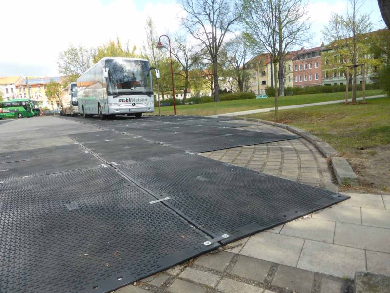 Pflasterschutz für einen temporären Busbahnhof zur BUGA