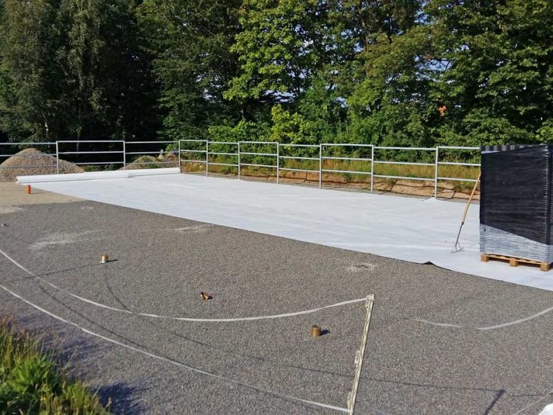 Bodengitter BG50 zur trittfesten Bodenstabilisierung im Reitplatzbau