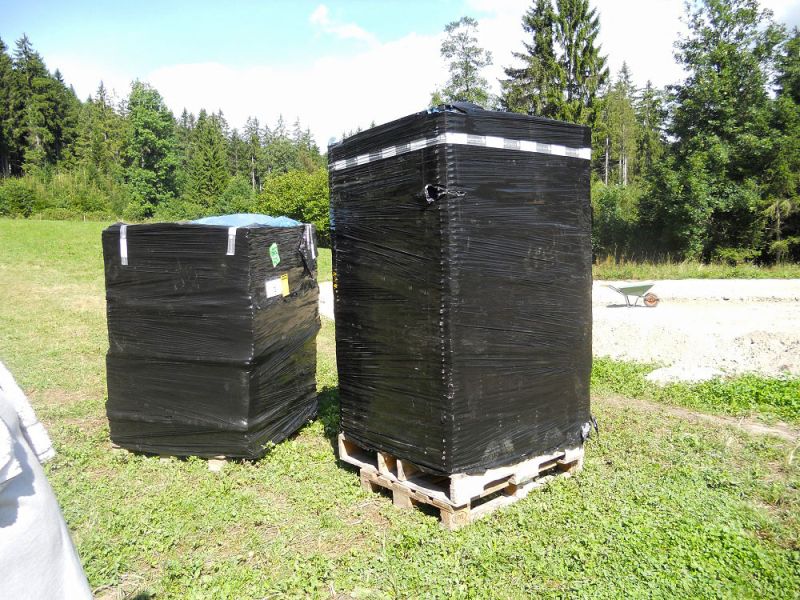 Verlegung des Bodengitter BG50 für die Herstellung eines neuen Reitplatz