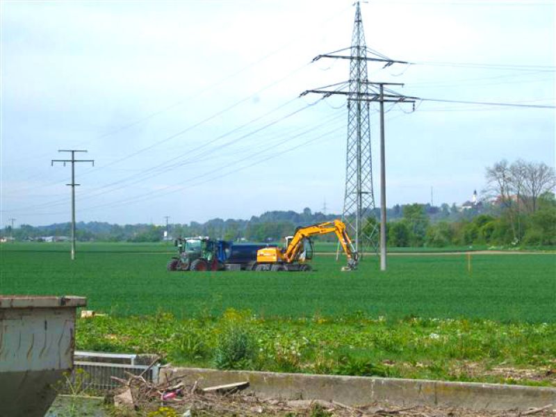 Mobile Baustraße für einen Freileitungsbau in Ulm