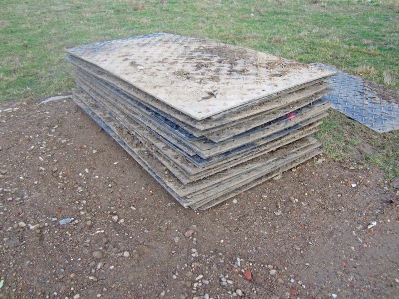 Mobile Baustraße zur Abfuhr von Erdarbeiten in Aachen