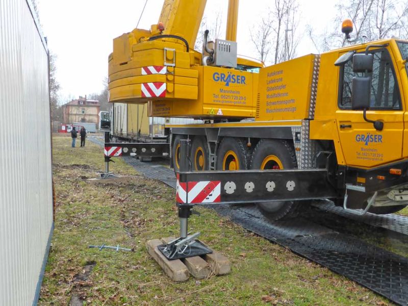 Vermietung mobile Fahrstraße für weiche Böden & Wiesen