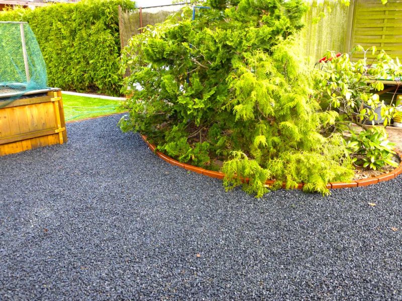 Anlegen eines stabilisierten Kiesweg und Gartenweg mit den Kieswaben KW50