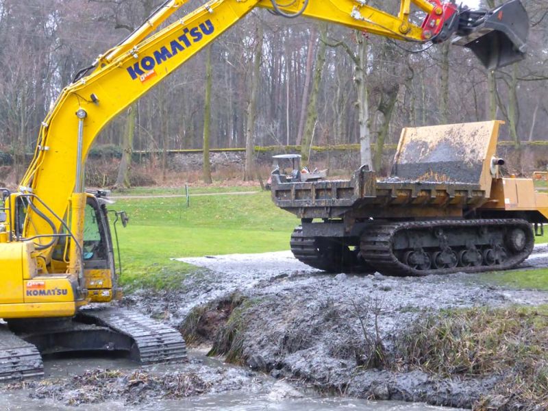 Mobile Baustraße als Bodenschutz bei Kettenfahrzeugen