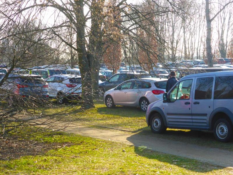 Fahrplatten Parkplatz Messe Frankfurt 29 referenz