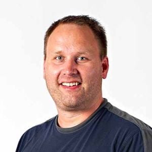 Jonas Ritter, Experte im Bereich Spezialtiefbau und Bohrtechnik, berichtet über die Vorteile von Fahrplatten