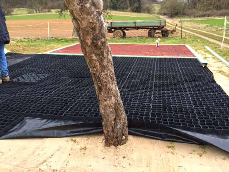 Bodengitter BG50 für ein Pferdepaddock selbst verlegen und verfüllen
