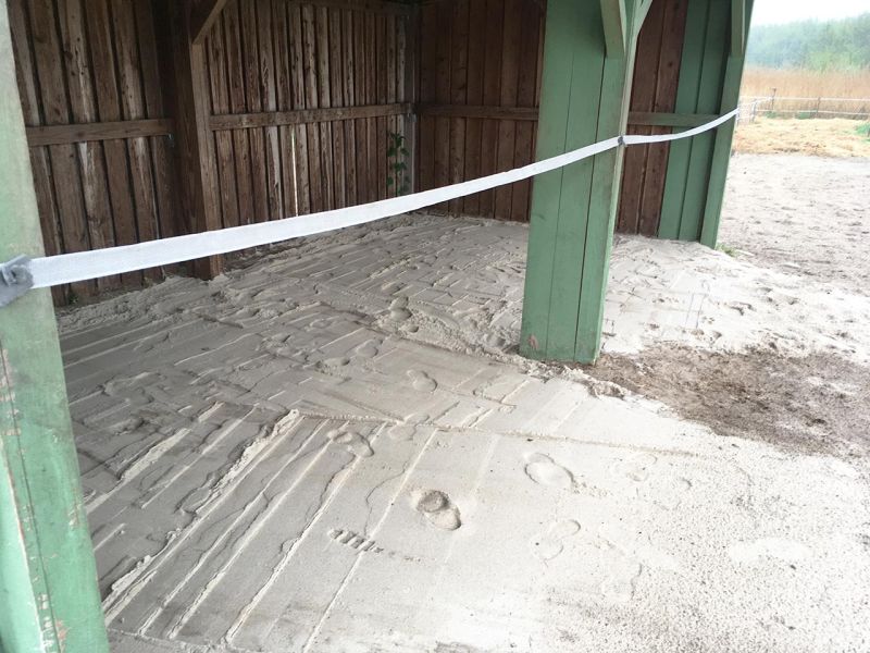 Sie haben ein Paddock, Offenstall, Futterplatz & möchten diesen ohne Erdarbeiten & Unterbau schnell, einfach & maximal befestigen? Klingt wie ein Traum? Hier sehen Sie wie es geht...