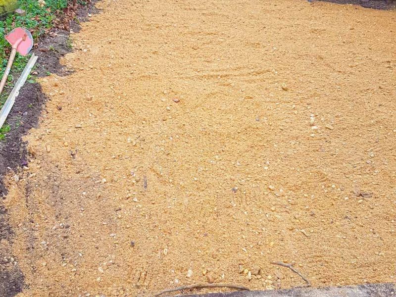 Offenstall und Boden befestigen mit Paddockplatte PP60