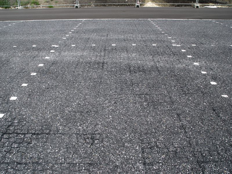 Herstellung eines unversiegelten Parkplatz mit dem Bodengitter BG50