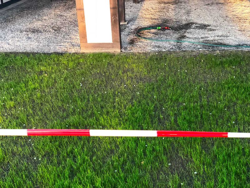 Begrünte und befahrbare Einfahrt für ein PKW-Carport anlegen mit dem Rasengitter RG24