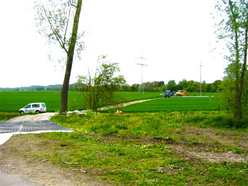 Mobile Baustraße für einen Freileitungsbau in Ulm