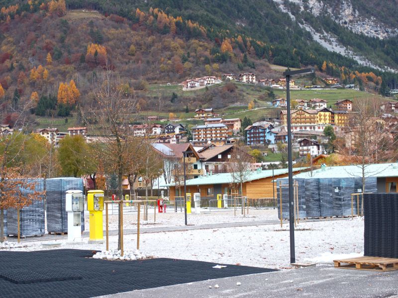 Bodenbefestigung für einen Campingplatz mit dem Bodengitter BG50