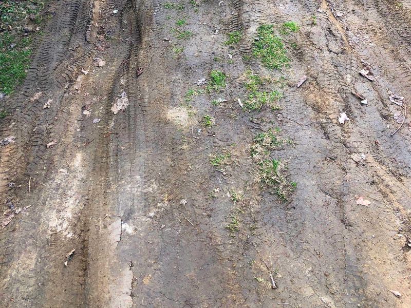 Befestigten eines Fahrzeugabstellplatz mit dem Ankergitter AG