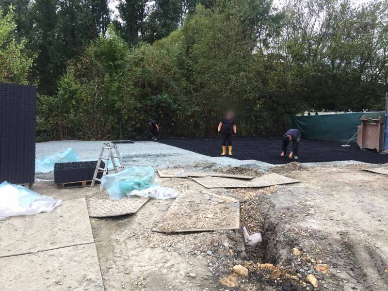 Bodengitter zur unversiegelten Schotterstabilisierung eines Lagerplatz / Lagerfläche