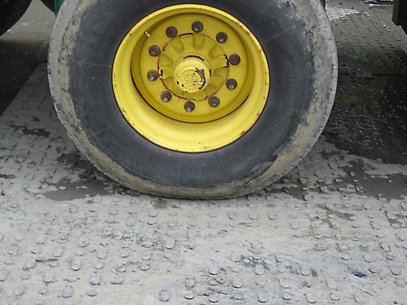 Baustraße zur Lastverteilung eines Schwertransport mit Horizontal-Bohrgerät