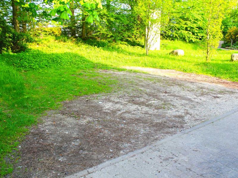 Verlegung des Rasengitter RG24 ohne Unterbau für eine Stellplatz und Wendefläche