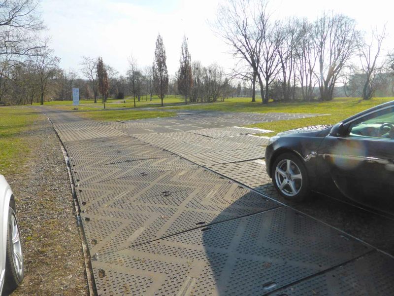 Fahrplatten für den Besucherparkplatz der ISH Messe 2015 in Frankfurt
