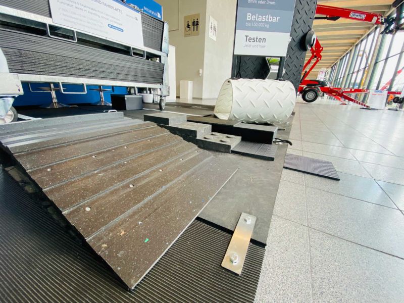 Impressionen von Messstand von Securatek auf den Platformers Days 2021 in Karlsruhe