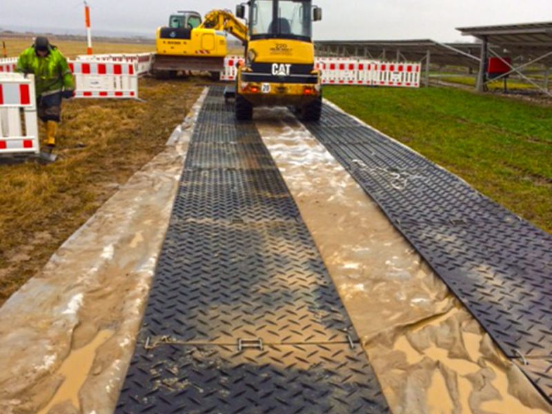 Mobile Baustrasse von Securatek zur Rohrsanierung bzw. Kanalsanierung einer Rohrleitung