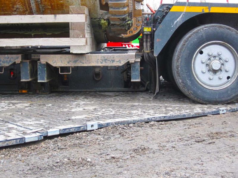 Schwerlast Baustraße zur Traglastverteilung (150t LKW)