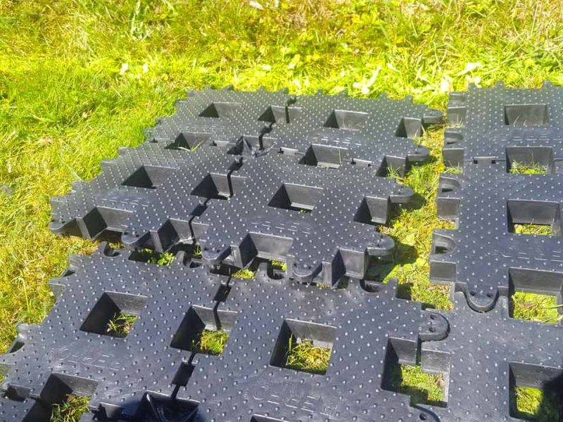 Rasengitterstein aus Kunststoff statt Beton für einen PKW Stellplatz selber verlegen