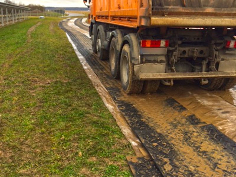 Mobile Baustrasse von Securatek zur Rohrsanierung bzw. Kanalsanierung einer Rohrleitung