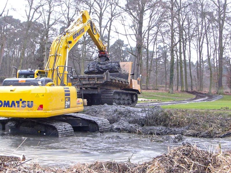 Mobile Baustraße als Bodenschutz bei Kettenfahrzeugen