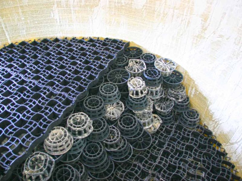 Verwendung des Bodengitter BG50 im Entschwefler einer Biogasanlage mit Rindergülle