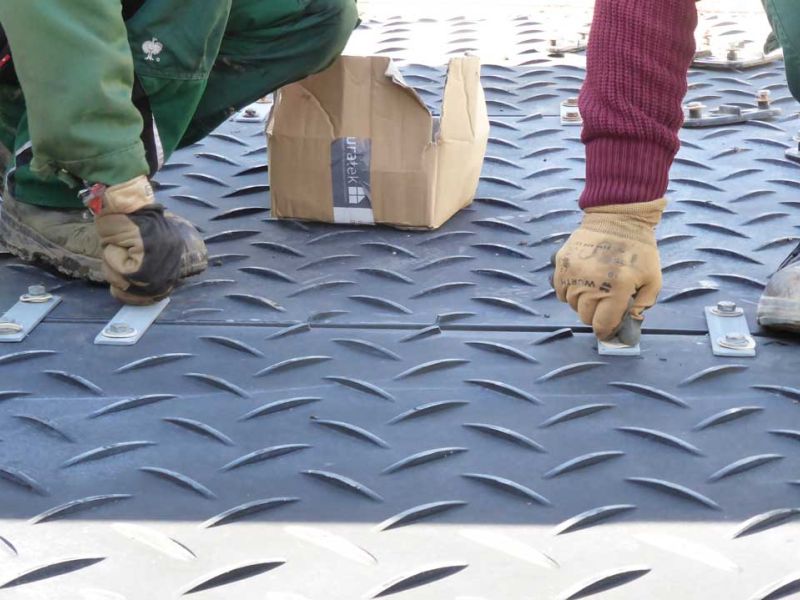 Baustrasse Pflasterschutz Fussgaengerzone Giessen 47 referenz