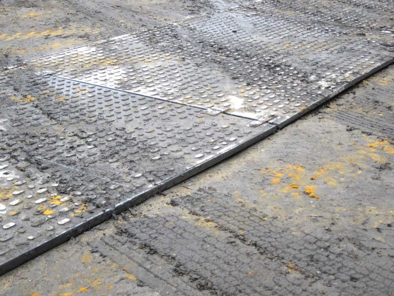 Schwerlastbaustrasse Essen Rohrleitungsbau 01 referenz