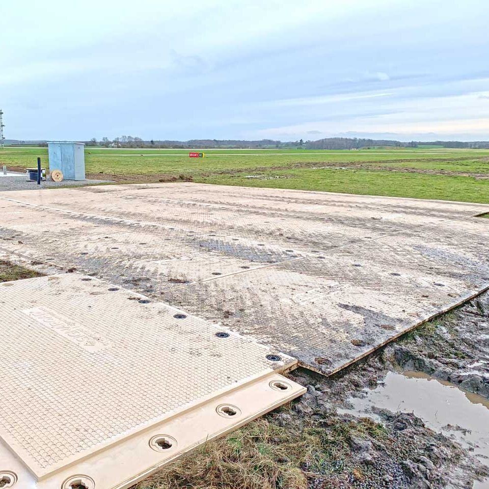 signaroad schwerlastplatten schwerlast baggermatten kunststoff 001 1280x1280 e1724151259575