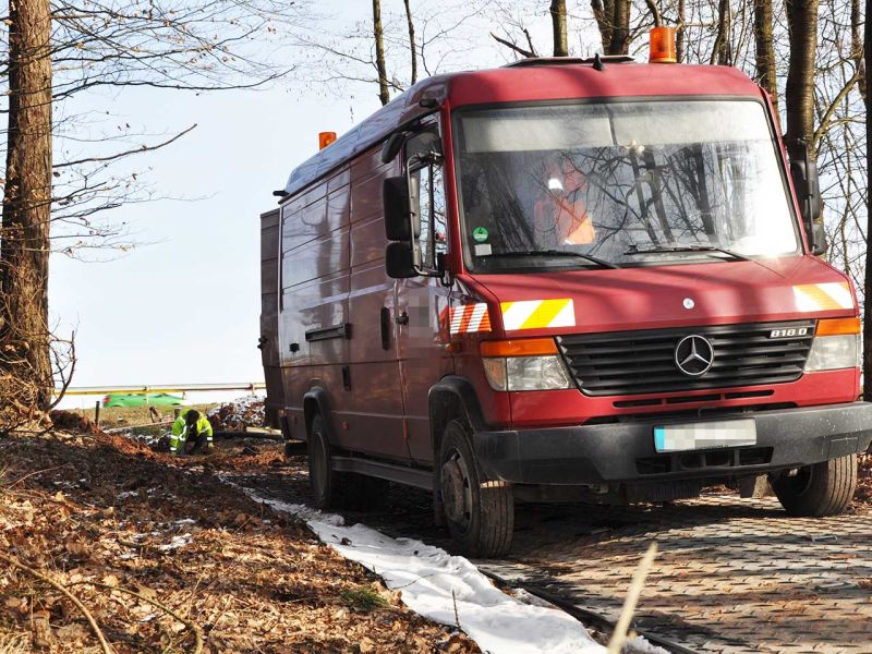 s tek 48 Bodenschutzplatte Telekom Baustelle Esselbach 14 referenz